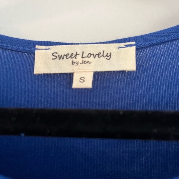 Dress - Picture 2 of 7